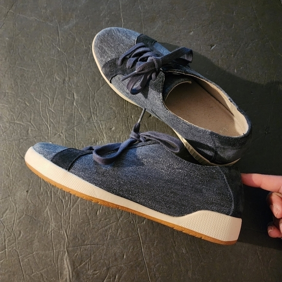 Dansko Blue Olisa Denim Lace Up Canvas Shoes Size EU 37 - Picture 10 of 10